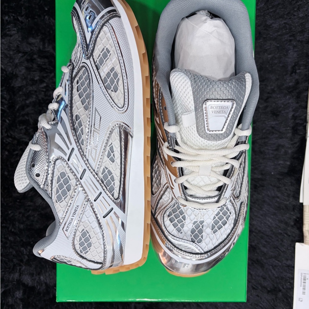 Bottega Veneta Kids Silver and Gray Sneakers